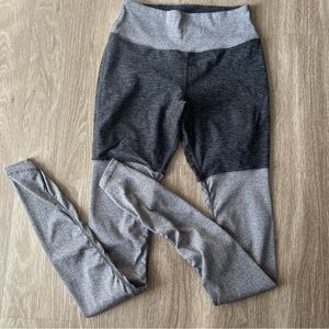 MOVING SALE 📦 alo yoga goddess leggings large